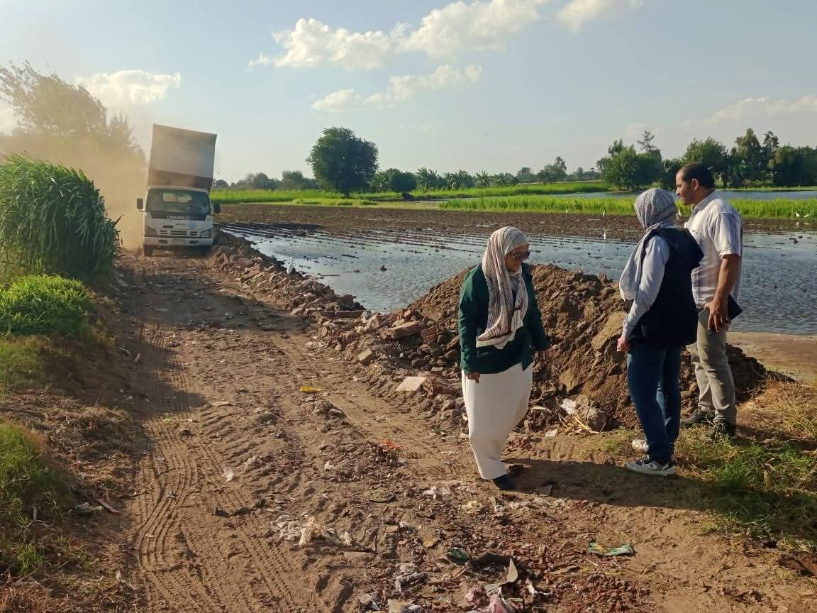 تعلية الجسر الرابط بين قريتين بالمنوفية لارتفاع منسوب النيل