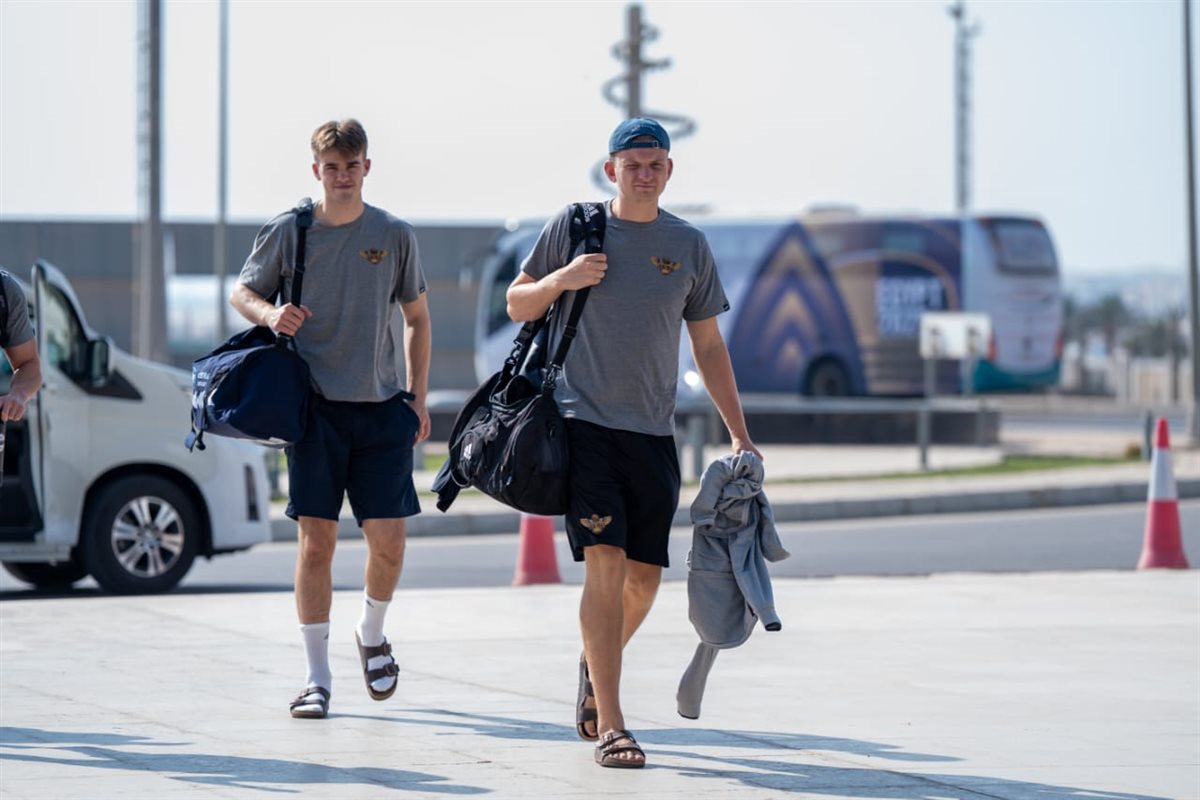 كاليفورنيا إيجلز