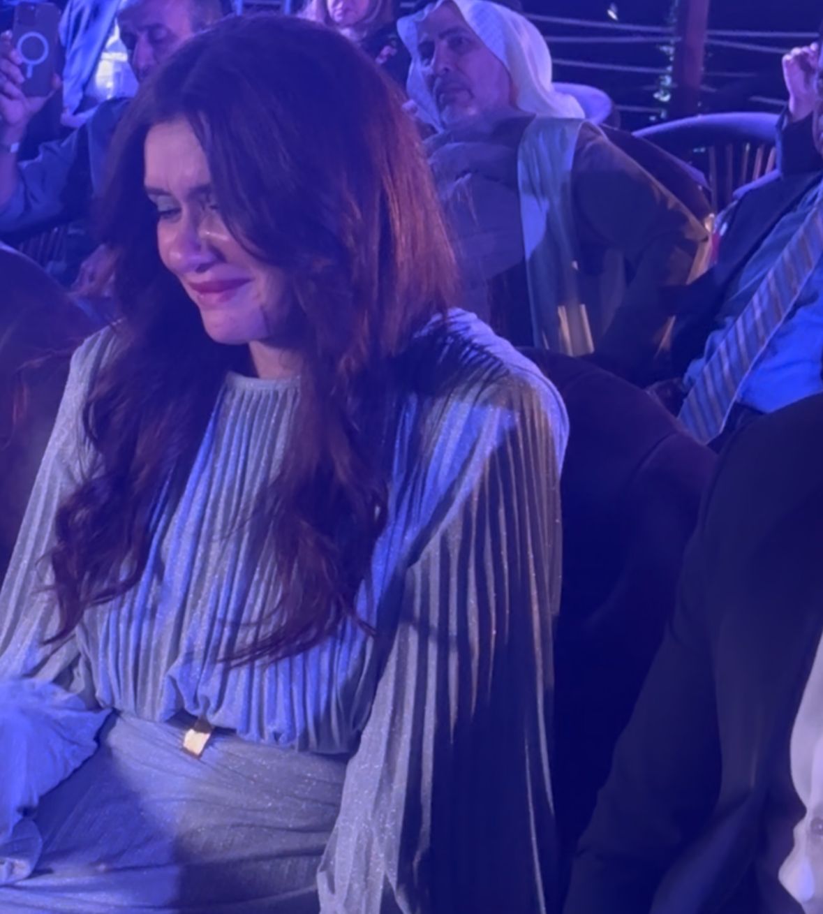 بكاء غادة عادل لحظة تكريمها من مهرجان الغردقة لـ سينما الشباب