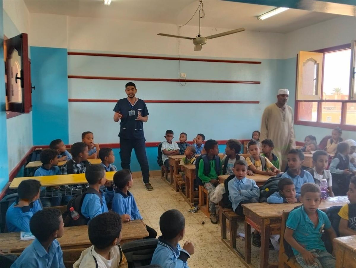 مبادرة مدرستنا بصحة في الأقصر