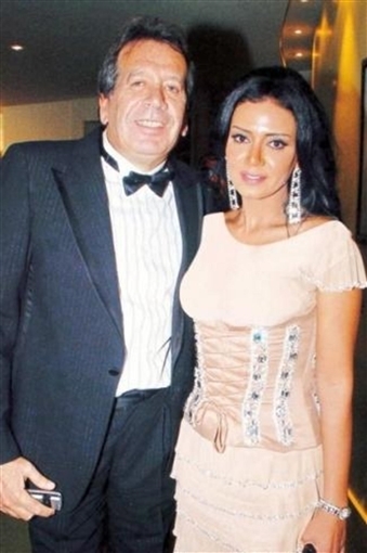 رانيا يوسف والمنتج محمد مختار