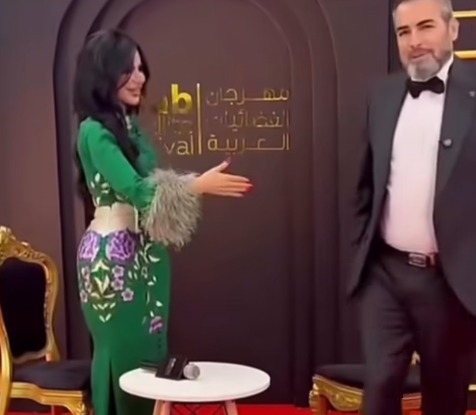 أحمد عبد العزيز وحليمة بولند 