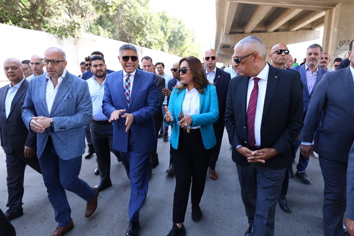 <strong>وزيرة التنمية المحلية ومحافظ الجيزة يتفقدان أعمال تطوير المنطقة المحيطة بمستشفى بولاق الدكرور العام بتكلفة 62 مليون جنيه</strong>