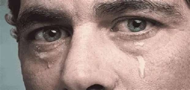 تفسير حلم الميت يبكي