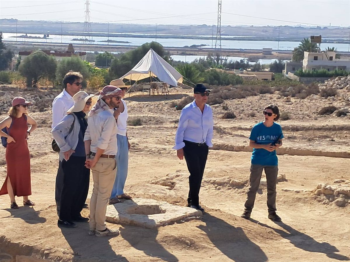 السفير الفرنسي يزور الإسكندرية