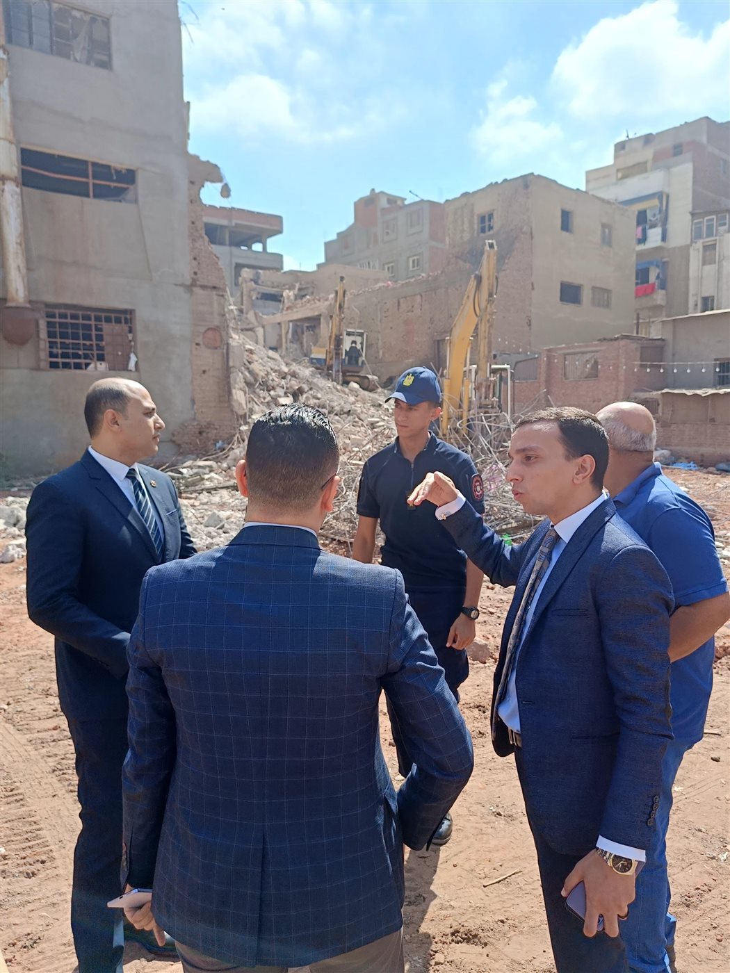 النيابة الإدارية تأمر بسرعة تشكيل لجنة خماسية في حريق مصنع المحلة