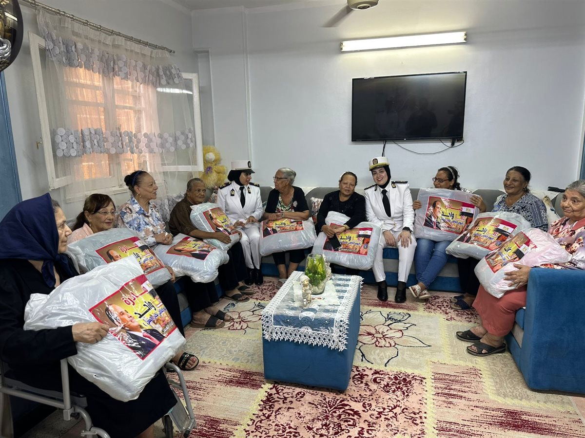 مديرية أمن الفيوم تزور دور المسنين والمستشفيات ضمن مبادرة 