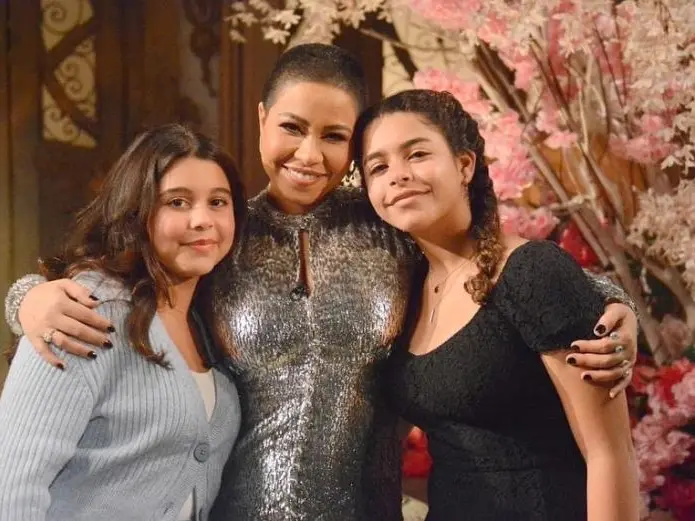 شيرين وابنتيها مريم وهنا