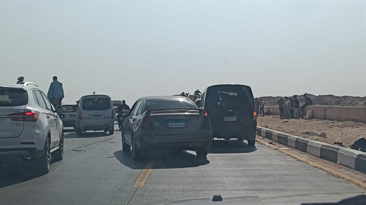 حادث تصادم ميكروباص وسيارة نقل