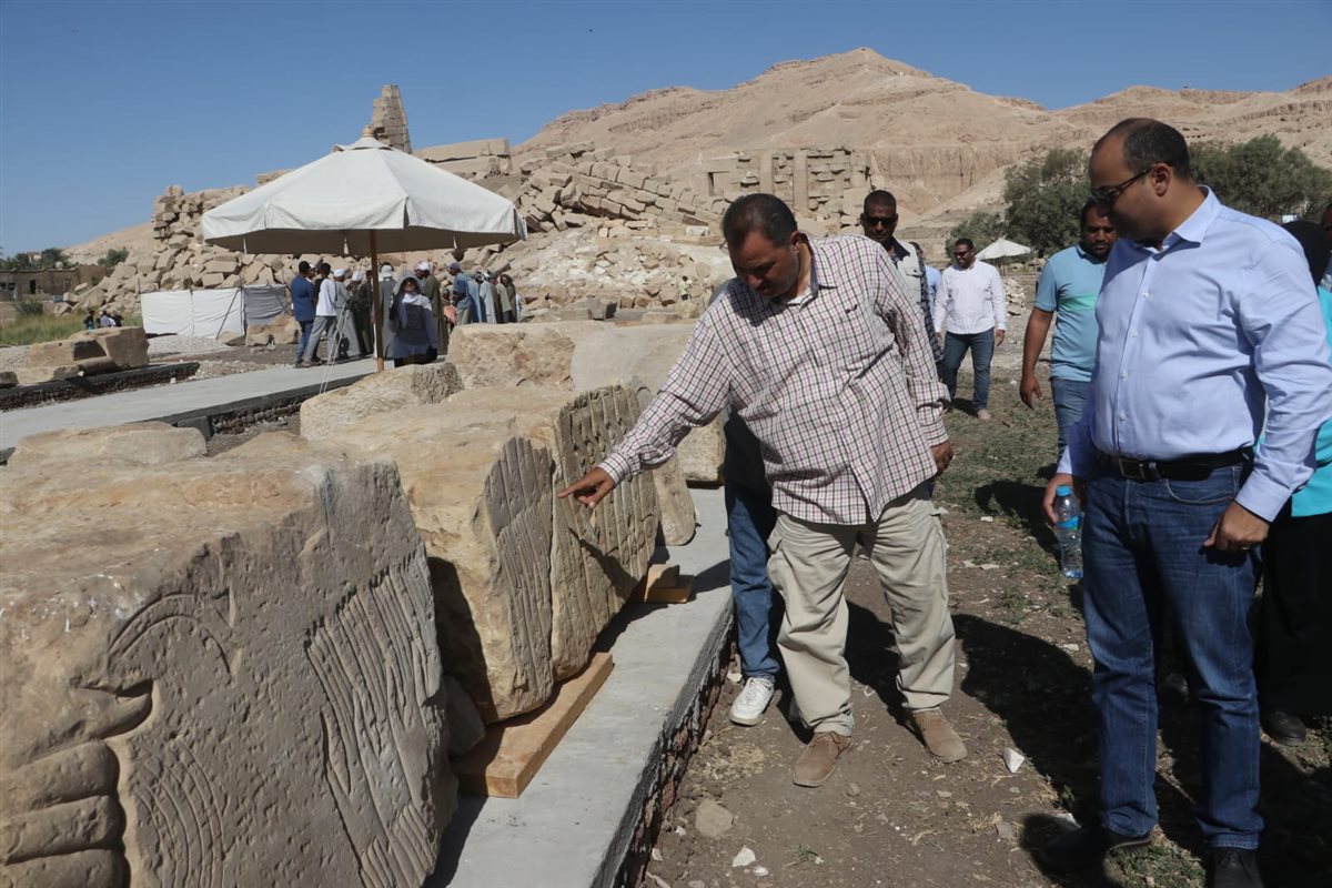 أمين الأعلى للآثار يتفقد مشروعي ترميم الصرح الأول لمعبد الرامسيوم ومقبرة تحتمس الثاني