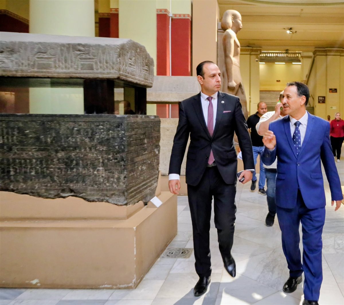 النيابة الإدارية تعاين معمل الترميم بالمتحف المصري بالتحرير 