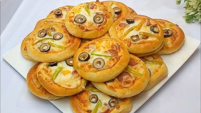 طريقة عمل ميني بيتزا بالخضار والجبن