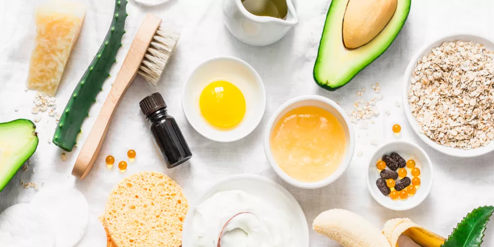 طريقة عمل ماسك طبيعي لعلاج تساقط الشعر