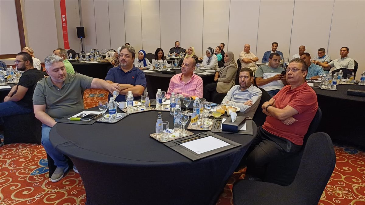 ورشة عمل لموظفي مصلحة الضرائب