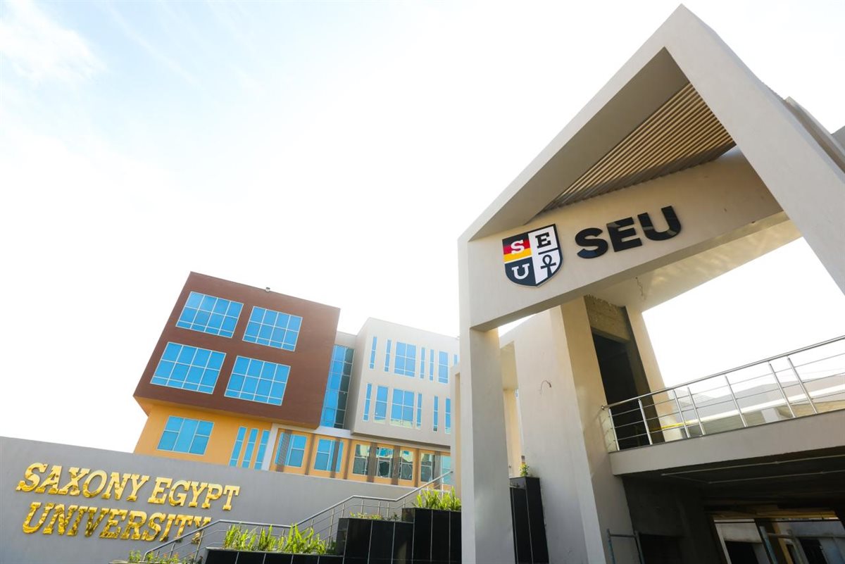 جامعة ساكسوني مصر تطلق برنامجًا مهنيًا دوليًا في مجال الضيافة بالتعاون مع ITEES السنغافورية