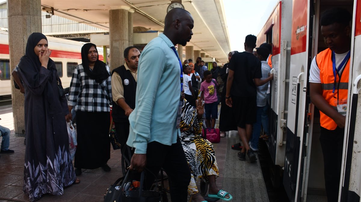 تُسيّر الرحلة الـ21 لقطارات العودة الطوعية للأشقاء السودانيين إلى وطنهم