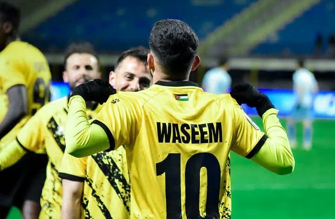 القنوات الناقلة لمباراة  أهال ضد الحسين بث مباشر