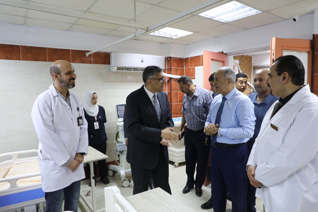 جانب من الافتتاح 