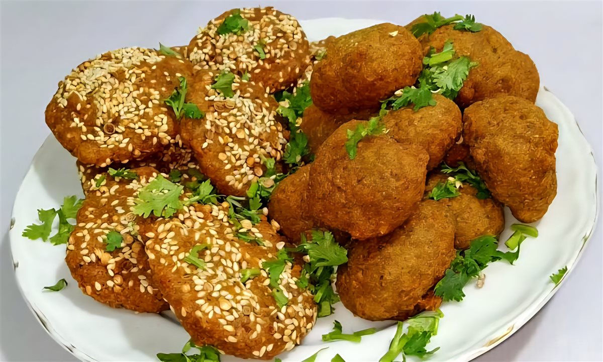 طريقة عمل الطعمية بالفول المدشوش 