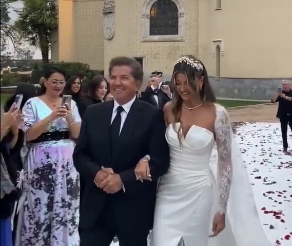 وليد توفيق يحتفل بزفاف ابنته