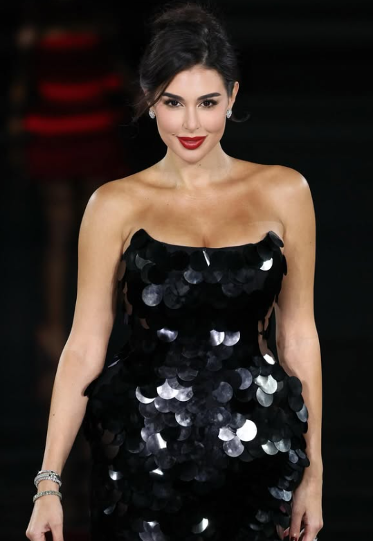 صور ياسمين صبري في أسبوع الموضة بباريس