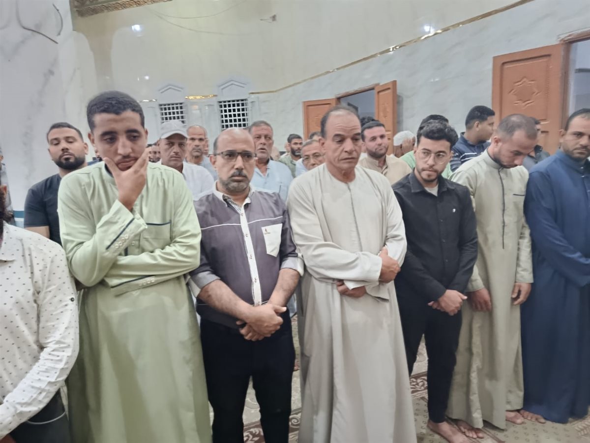 أثناء تشيع جثمان الطالب 