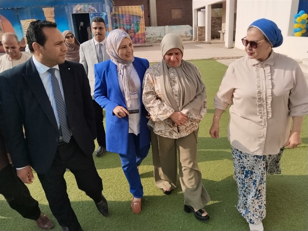 مدير الإدارة المركزية للتسرب من التعليم بالوزارة تشيد بمدارس التعليم المجتمعي  بطامية في الفيوم 