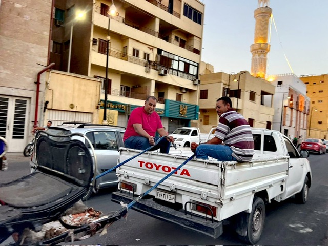 حملات اشغالات لمجلس مدينة الأقصر