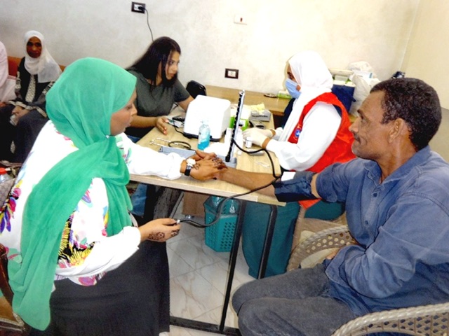 المبادرة الرئاسية «100 يوم صحة»