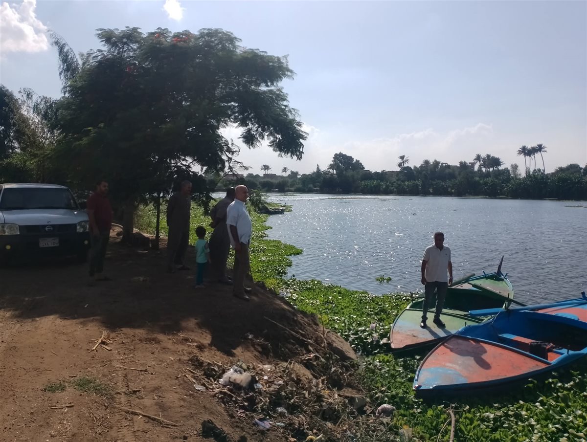 متابعة ميدانية للقرى الواقعة على فرع النيل بإيتاي البارود