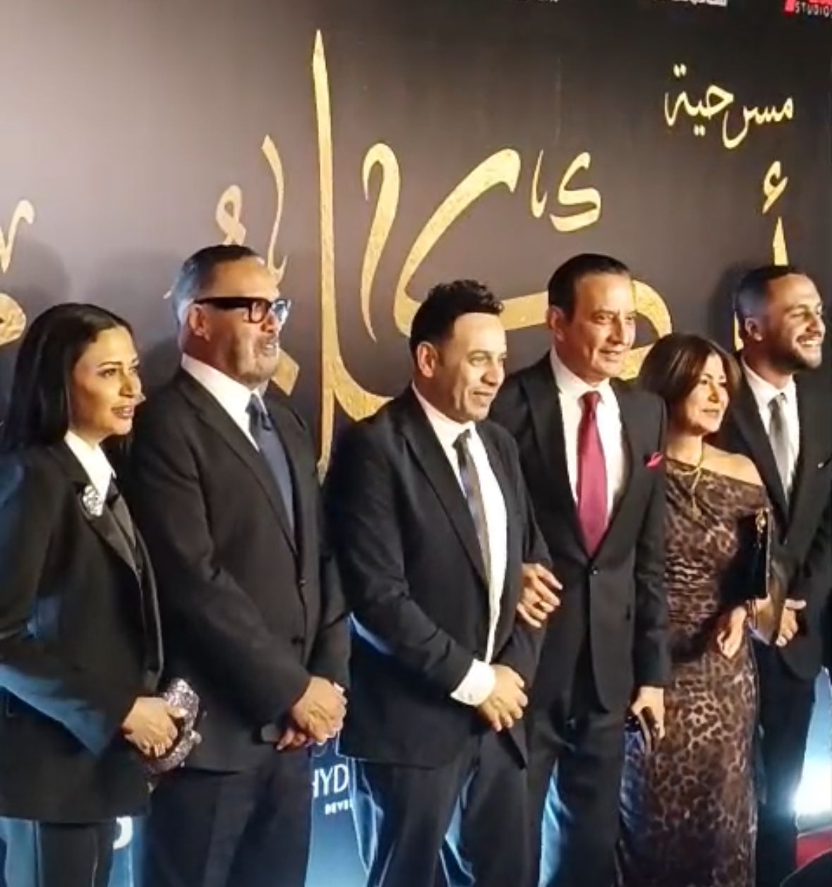 جمال العدل  وطارق علام ومصطفى قمر صحبة نجله.. أول الحضور في افتتاح مسرحية أم كلثوم