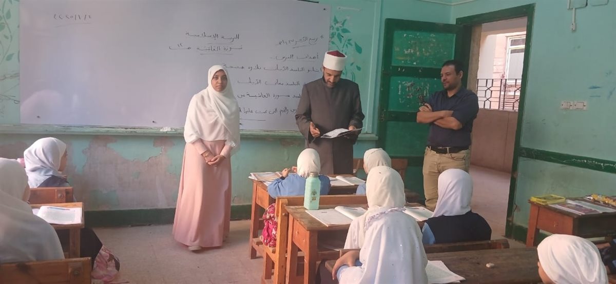 الدكتور ياسر علام رئيس الإدارة المركزية لمنطقة القاهرة الأزهرية