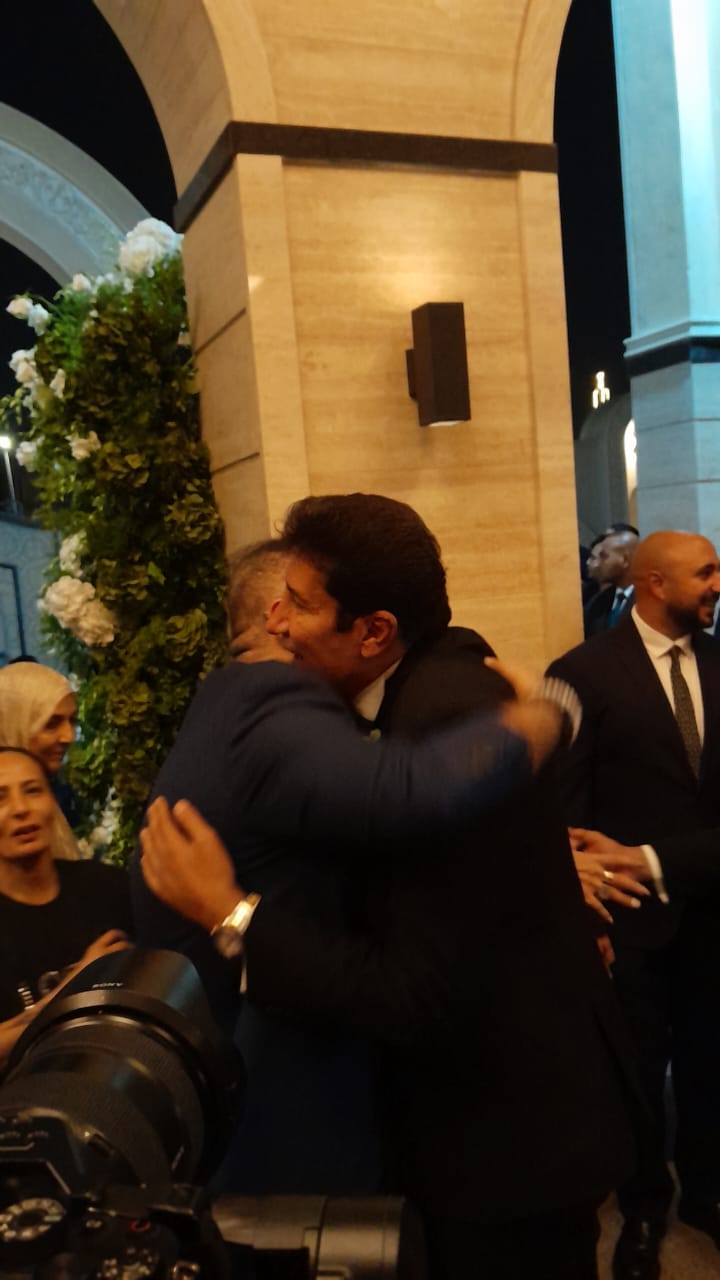 نجوم الفن والإعلام في حفل زفاف نجل هاني رمزي