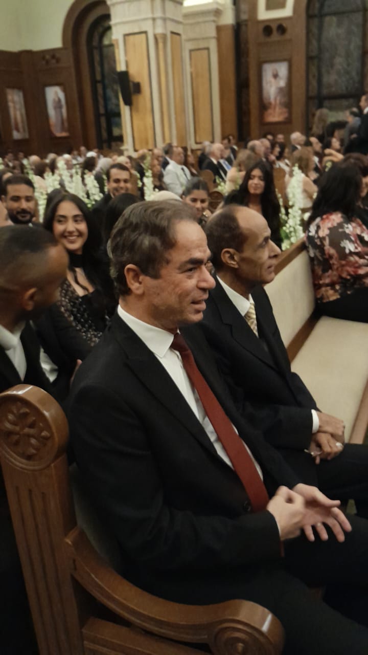 نجوم الفن والإعلام في حفل زفاف نجل هاني رمزي