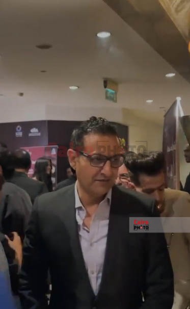 أول ظهور فني لـ حمادة بركات بعد وفاة والدته في مهرجان نقابة المهن التمثيلية