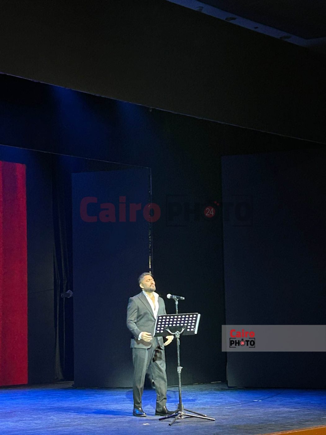 تامر حسني مفاجأة حفل افتتاح الدورة الثامنة لمهرجان نقابة المهن التمثيلية