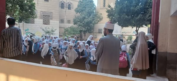 الدكتور ياسر علام رئيس الإدارة المركزية لمنطقة القاهرة الأزهرية