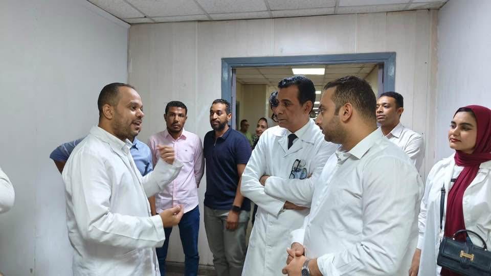 جولة مدير هيئة الرعاية بالأقصر