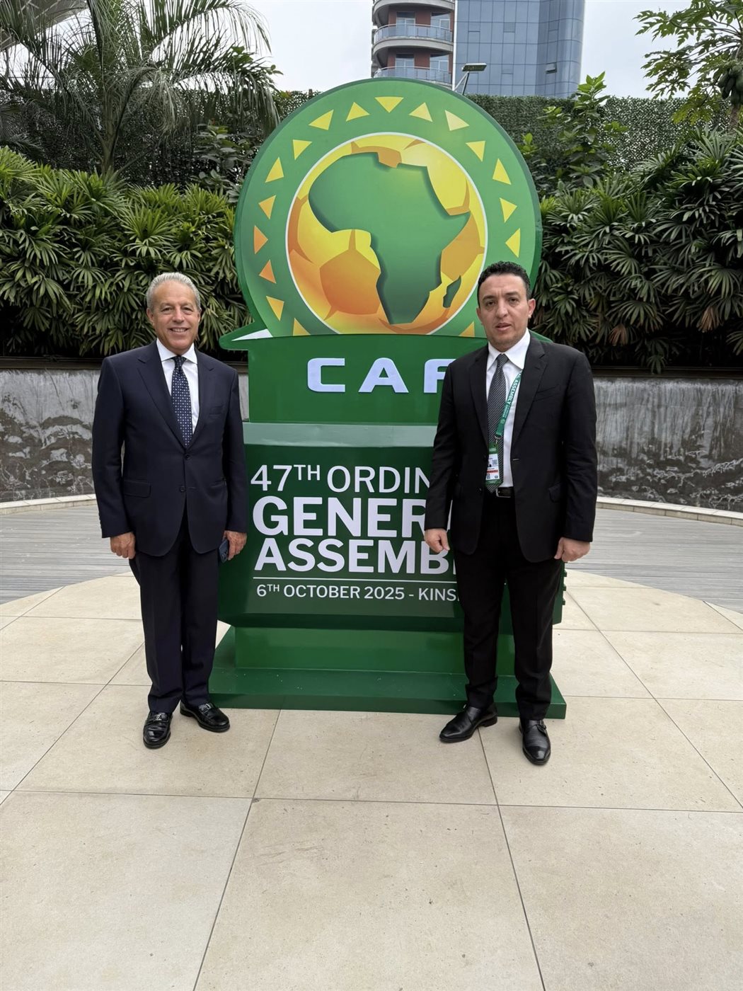 وفد اتحاد الكرة في عمومية كاف (1)