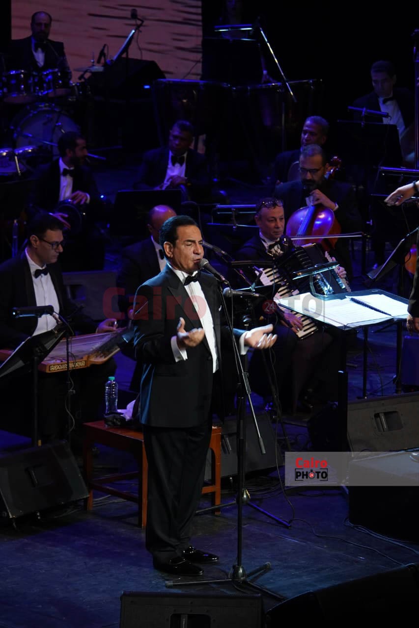 محمد ثروت ومحمد الحلو يحييان احتفالية ذكرى نصر أكتوبر بالأوبرا