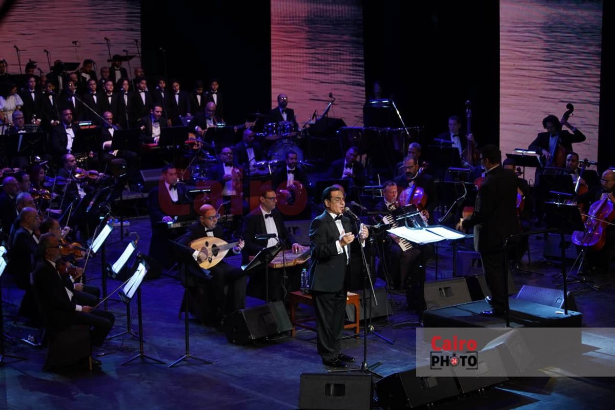 محمد ثروت ومحمد الحلو يحييان احتفالية ذكرى نصر أكتوبر بالأوبرا