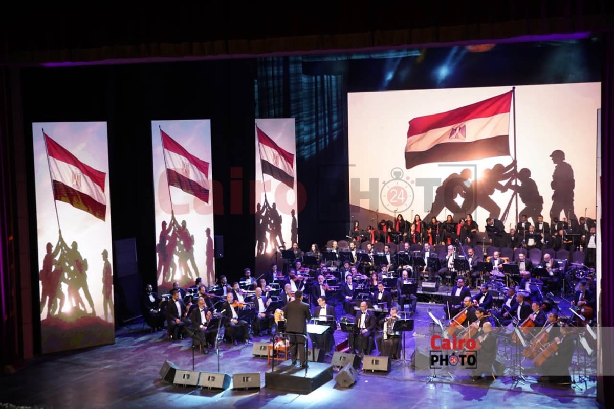 محمد ثروت ومحمد الحلو يحييان احتفالية ذكرى نصر أكتوبر بالأوبرا