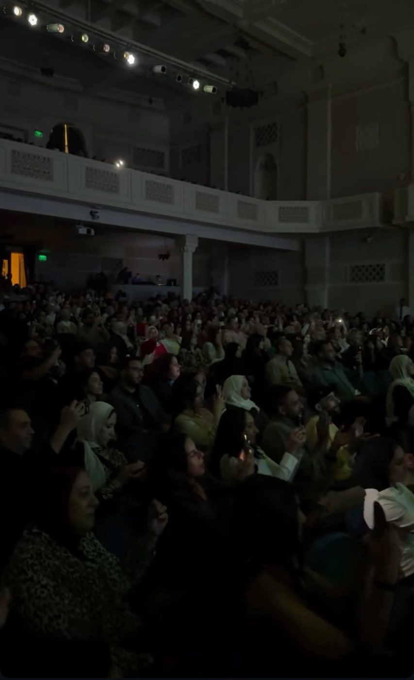 عايدة الأيوبي تشعل حفل ختام هي الفنون بالجامعة الأمريكية 