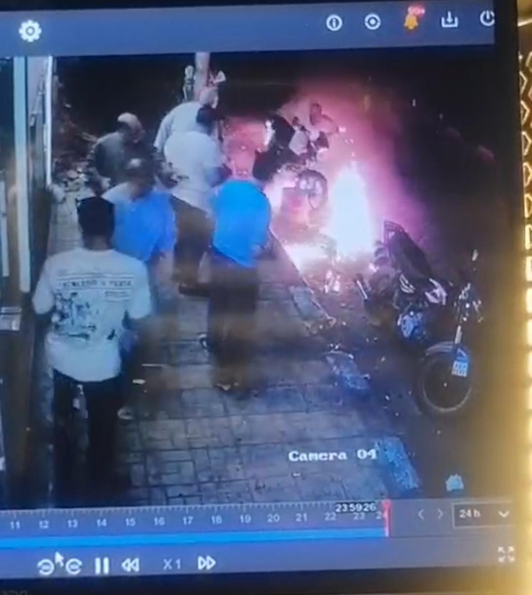 محاولة إشعال النيران بمحلات في قنا