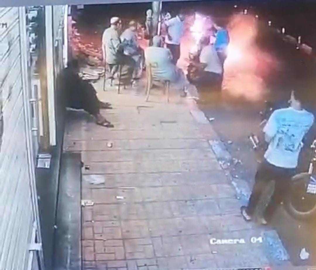 محاولة إشعال النيران بمحلات في قنا