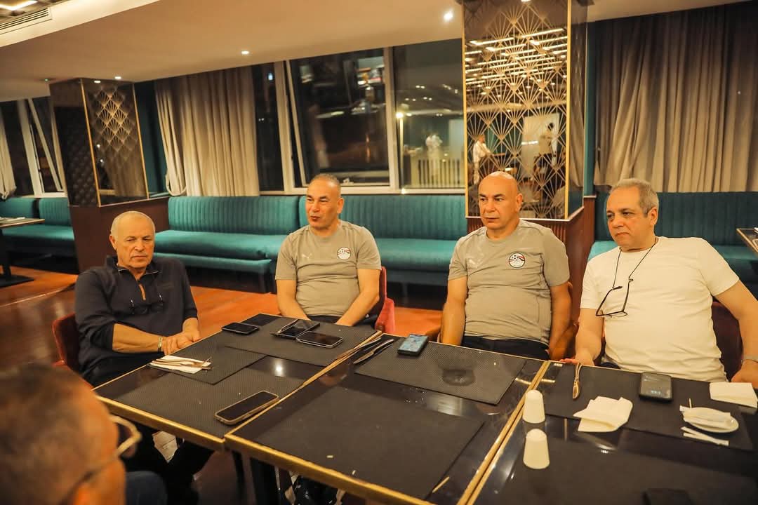 هاني أبو ريدة يصل المغرب ويستقبل بعثة منتخب مصر استعدادًا لمواجهة جيبوتي بتصفيات المونديال