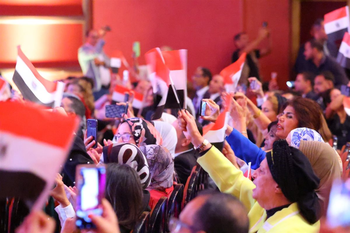 محمد ثروت يشعل مسرح الأوبرا في احتفاله بنصر أكتوبر بمشاركة الفنان محمد الحلو وهاني شاكر<br> 