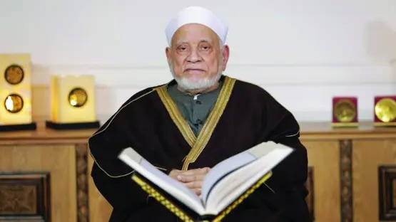 أحمد عمر هاشم