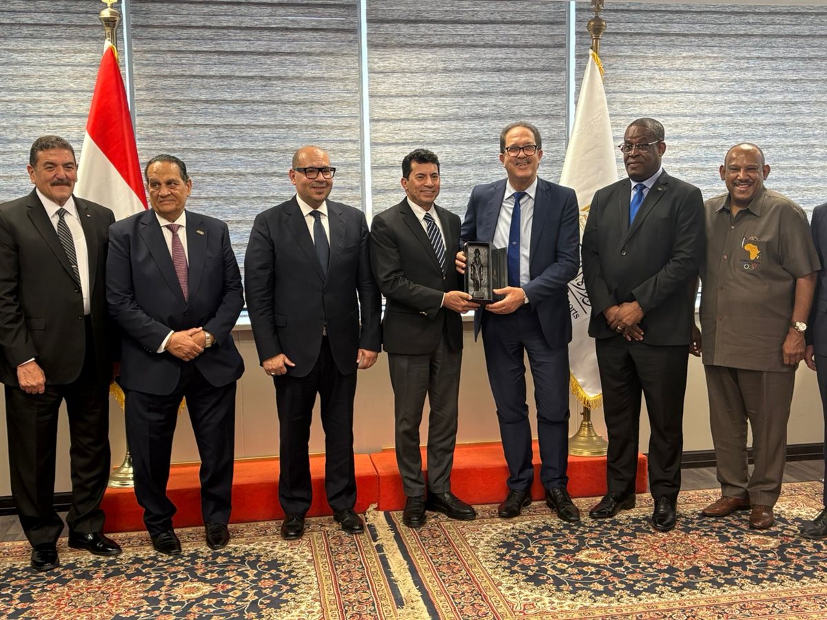 لقطات من اجتماع وزير الرياضة التحضيري بين الأنوكا والأوكسا والاتحاد الإفريية السياسي