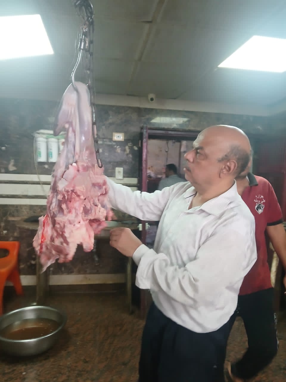 محافظ الفيوم : تحصين 25795 رأس ماشية ضد أمراض الحمى القلاعية والوادي المتصدع والجلد العقدي